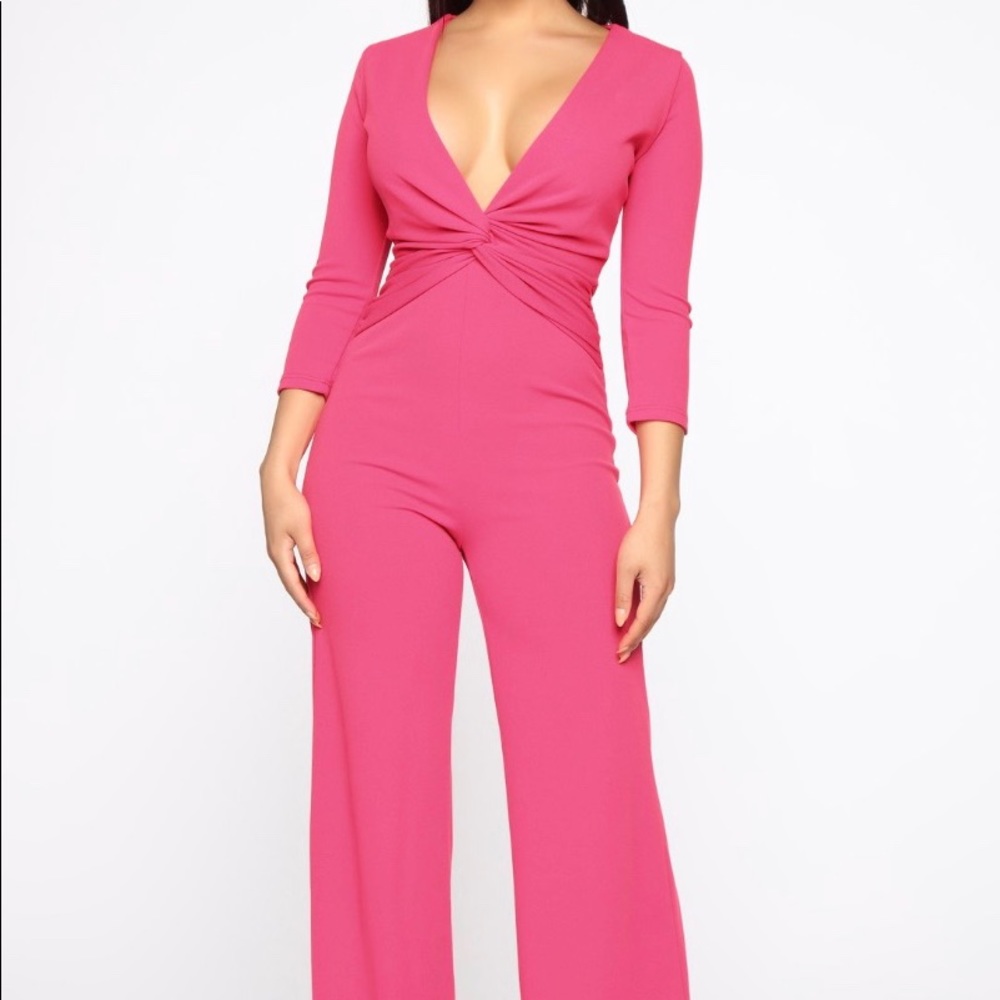Gorgeous jumpsuit! Never worn!